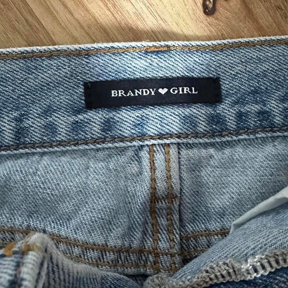 The Perfect Mini - Brandy Melville Mini Denim Skirt - Picture 3 of 6